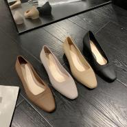 合利鯊女士新款涼鞋夏季外穿時尚休閑純色女鞋平底包跟沙灘涼鞋